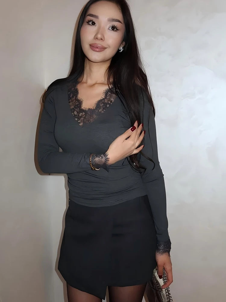 Women White Long Sleeve Short T-shirts