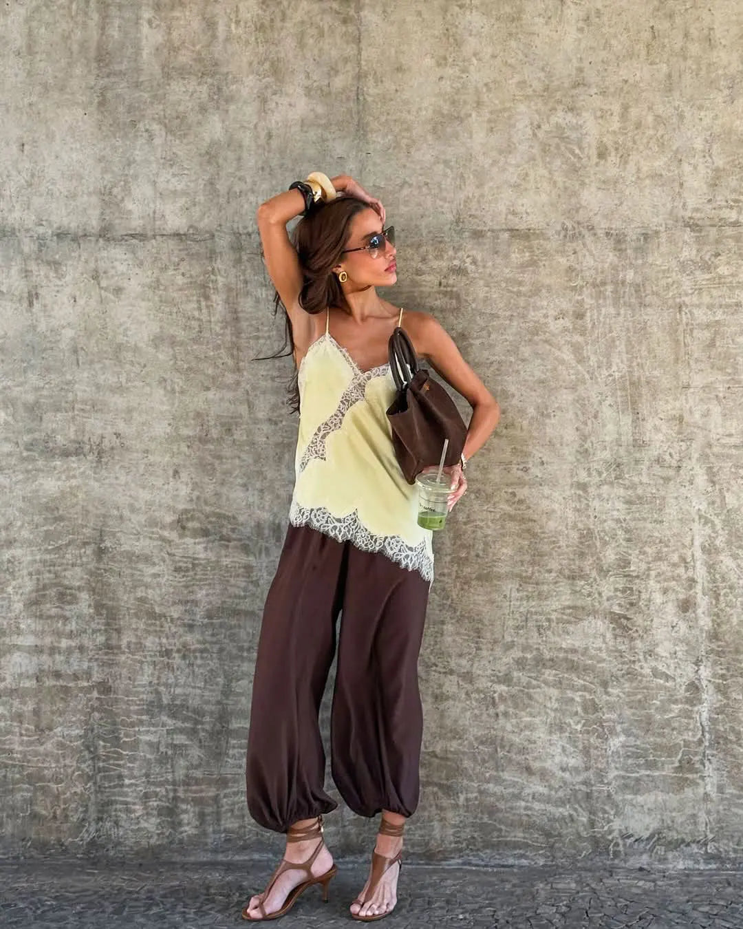 New  Chic Black Lace Crop Tops